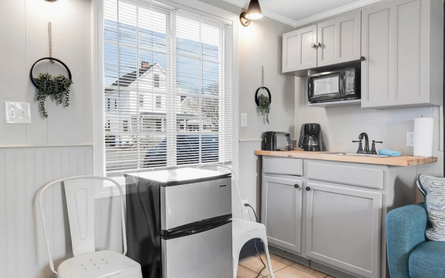 Sandcastle Inn & Motel