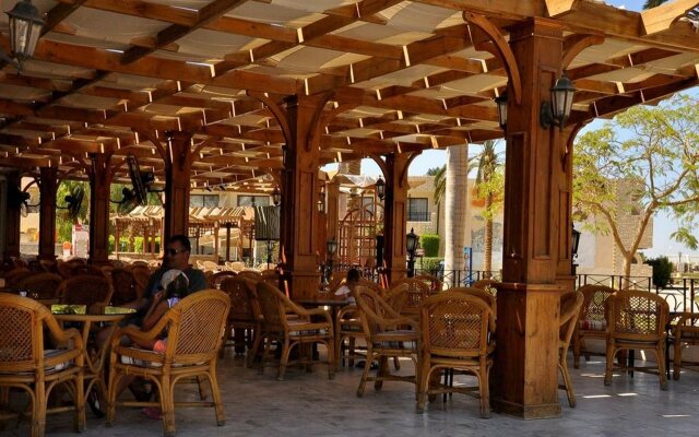 Aladdin Beach Resort