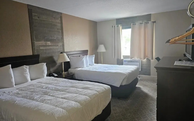Crookston Inn & Convention Center