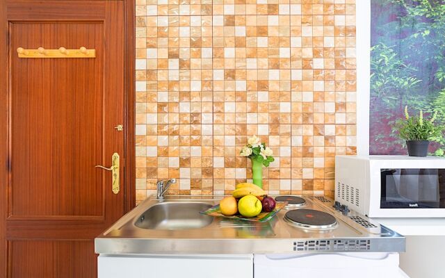 The Mirrors Studio CityCenter