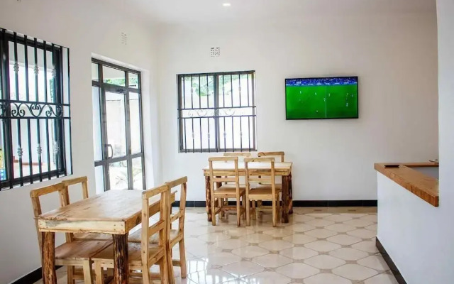 Wanyama Hostel
