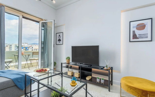 Zeus 2-Bedroom Apt with Acropolis View