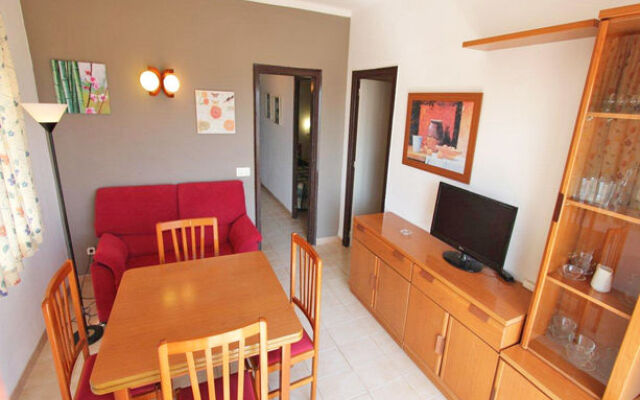 Apartamentos Sol y Mar Segur