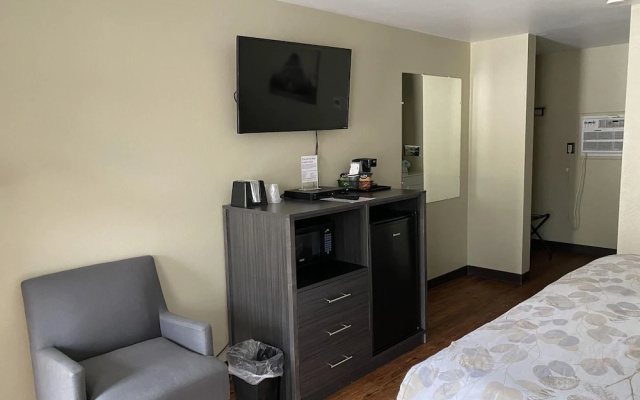 Big Sky Motel