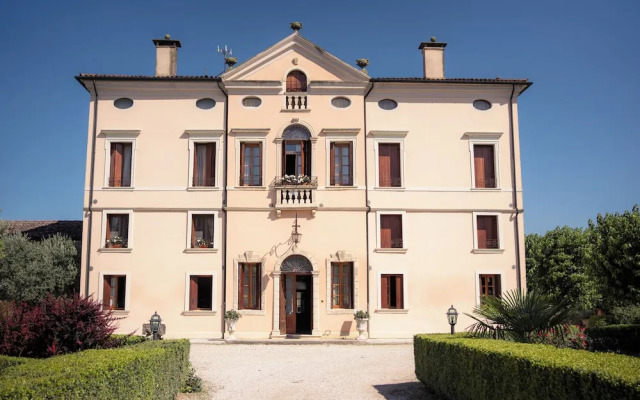 Villa Bongiovanni
