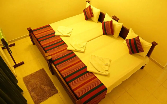 Vishmee Holiday Inn