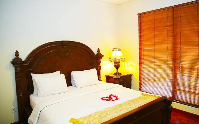 Arimbi Pejaten Suites