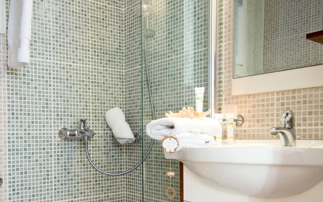 Mouras Resort - Luxury Maisonette Villas