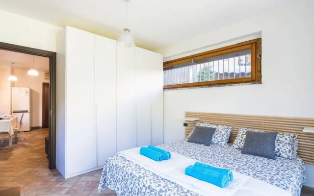 4 Bedroom Villa near Metro