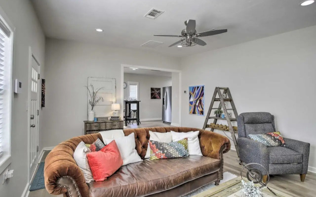 Pet-friendly Cottage, 3 Blocks to Main St!