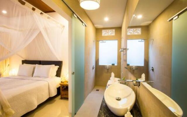 Deluxe Kamboja Villa