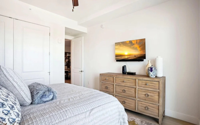 The Harbor Condo 305 - Premier