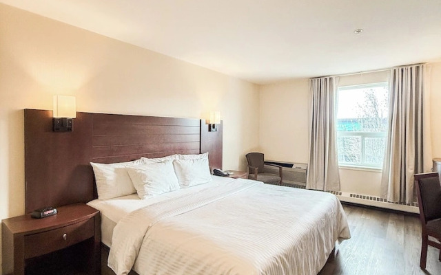 West Edmonton Mall Inn