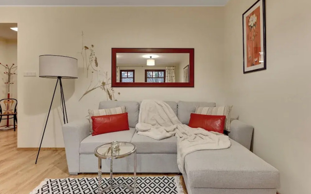 See Smile by Grand Apartments