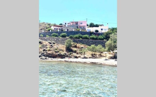 Elefthia Syros Luxury House
