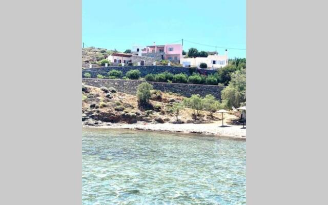 Elefthia Syros Luxury Home