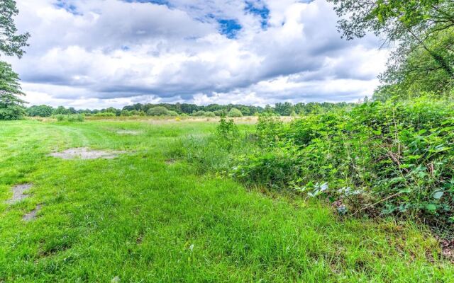 Quaint Bungalow in Uden With Fenced Garden, Sauna, Terrace