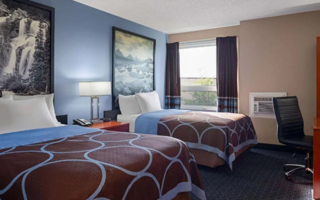 Super 8 Sherwood Park/Edmonton Area