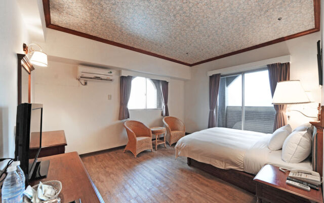 Shell Hotel