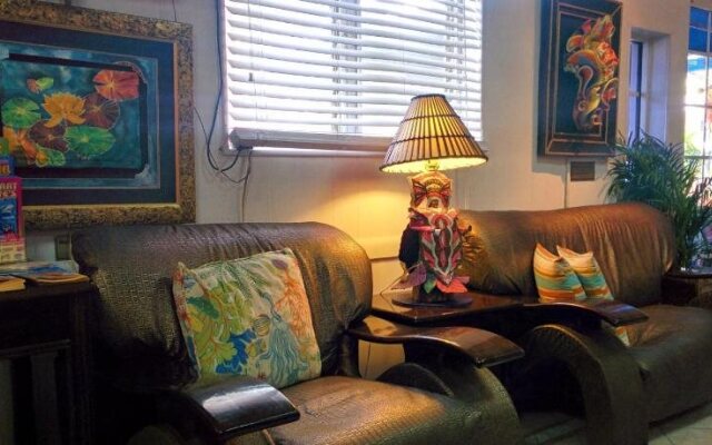 Towne Hotel