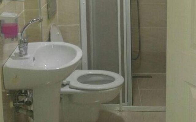 Güney Otel