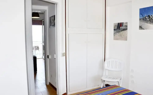 Cozy Apartment by the sea