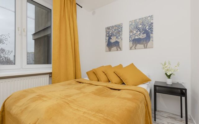 Gagarina Apartment Warsaw by Renters
