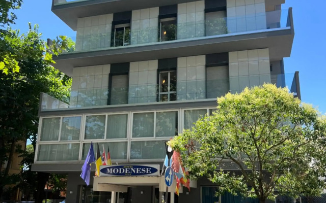 Hotel Modenese