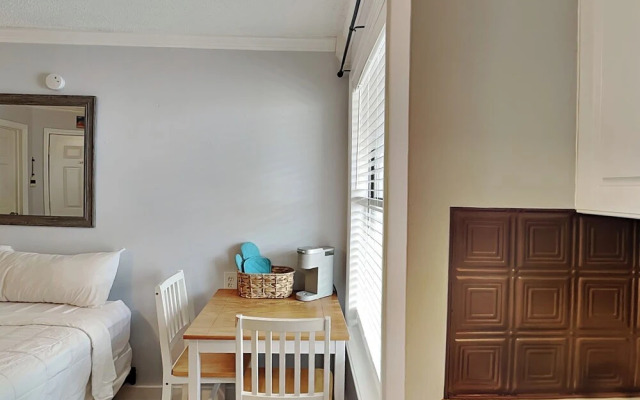 St Thomas Square #1204c