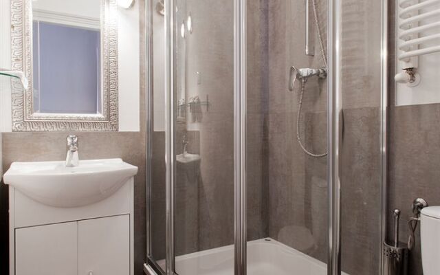 Angel House Bed & Breakfast