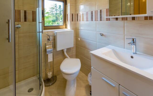 Apartment Pericic Zuti