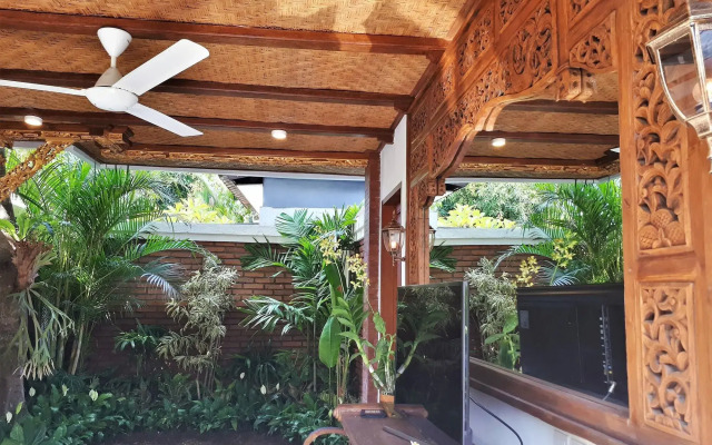 The Calmtree Bungalows