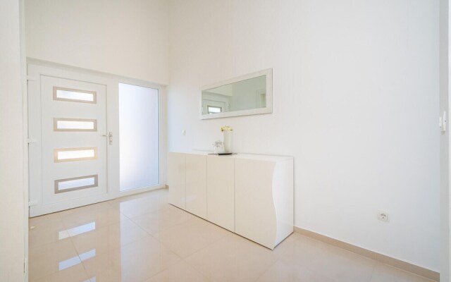 Stunning Home in Posedarje With 4 Bedrooms, Wifi and Outdoor Swimming Pool