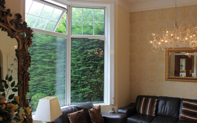 Roseview Alexandra Palace Hotel