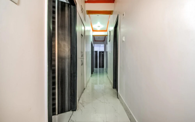 OYO 14993 Rp Palace