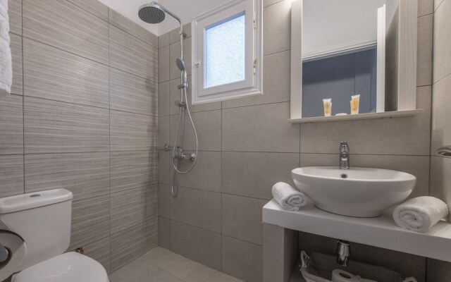 Moraitis - Gaia Lux Inn