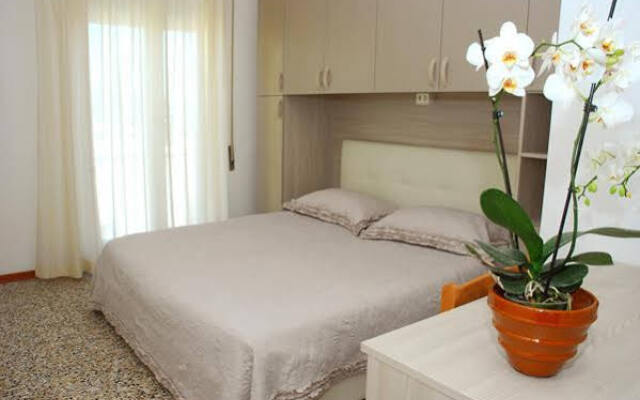 Hotel Tonni - Milano Marittima