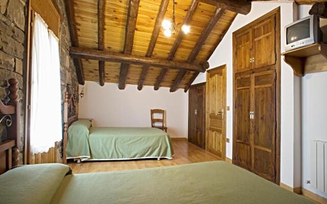 Apartamentos Casa Buisan