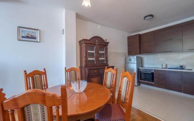 Family Retreat Bozovic