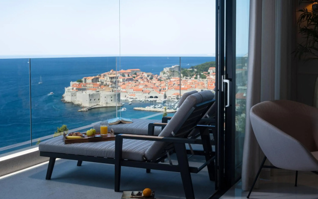 New & Luxury 5* with Breathtaking View- Kiki Lu Apartment