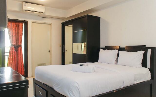 Homey and Strategic Studio Apartment at Metropark Condominium Jababeka
