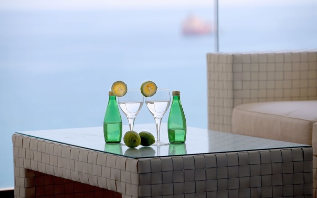2 Bedrooms Double Suite with sea view (full double bed) (queen size bed)