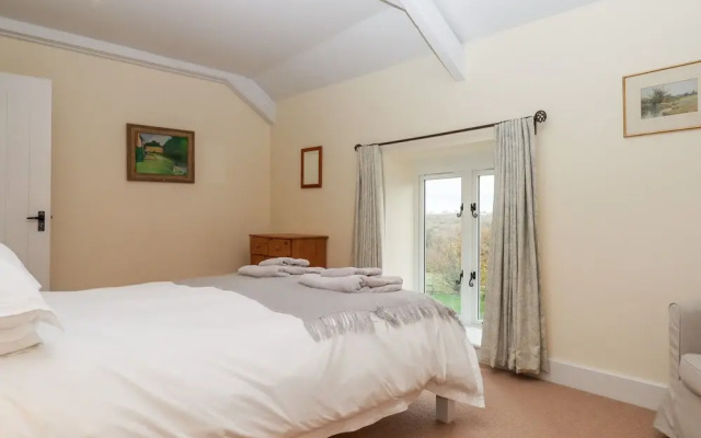 Dishcombe Cottage