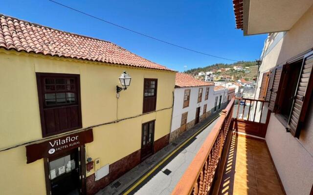 Lovely spacious apartment in the center - Vilaflor