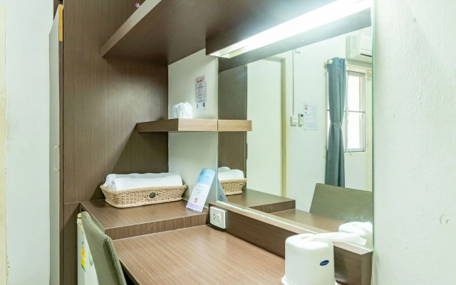 Riski Residence Bangkok-noi