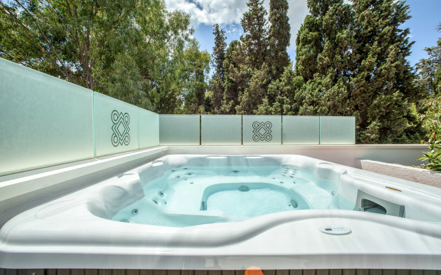 NoHa Lifestyle Hotel