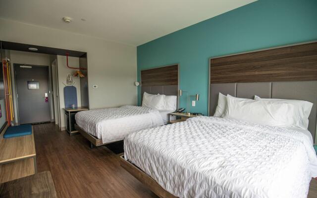 TRU By Hilton Allen Dallas