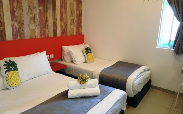 Teruntum 96 Guesthouse – Guest Rooms – Kuantan
