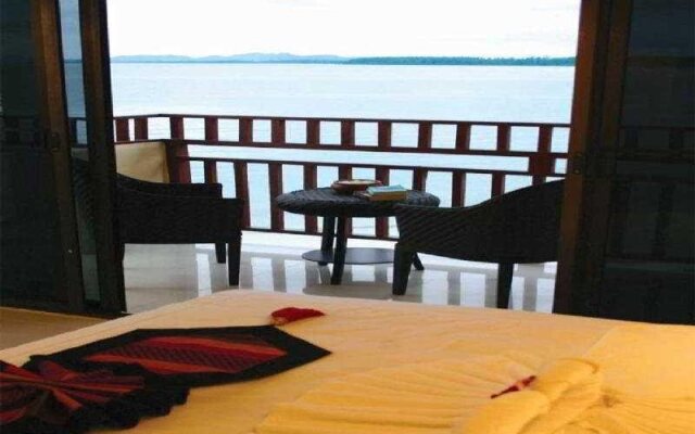 Lanta All Seasons Beach Resort