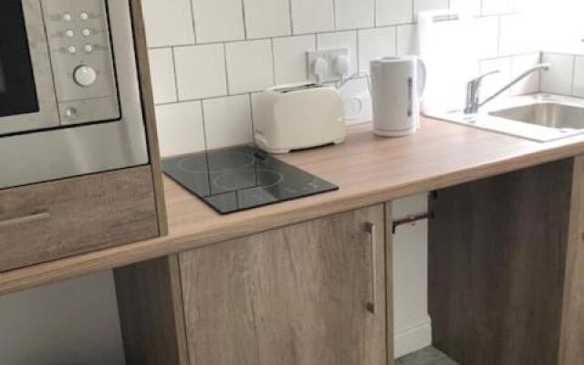 Luxury Lavish Studio Apartments LE1